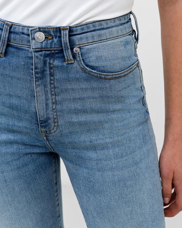 Fcuk Stretch Denim Cigarette Fit Ankle Length Jeans 28 Inch Bleach Wash