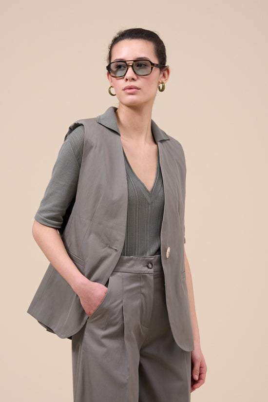 fedeli Eris Gabardine Cotton Sleveless Jacket DARKOLIVEGREEN