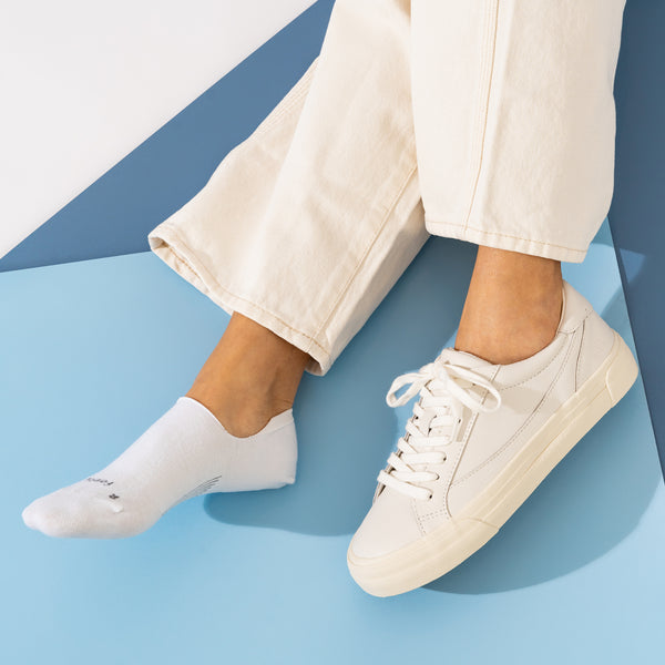 Feetures Everyday Women's Ultra Light Invisible 3 Pack Coral Mix