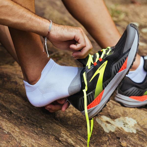 Feetures Merino 10 Ultra Light Tab White