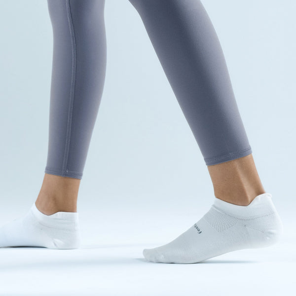 Feetures High Performance Ultra Light Tab 3 Pack Milk Daze Mix