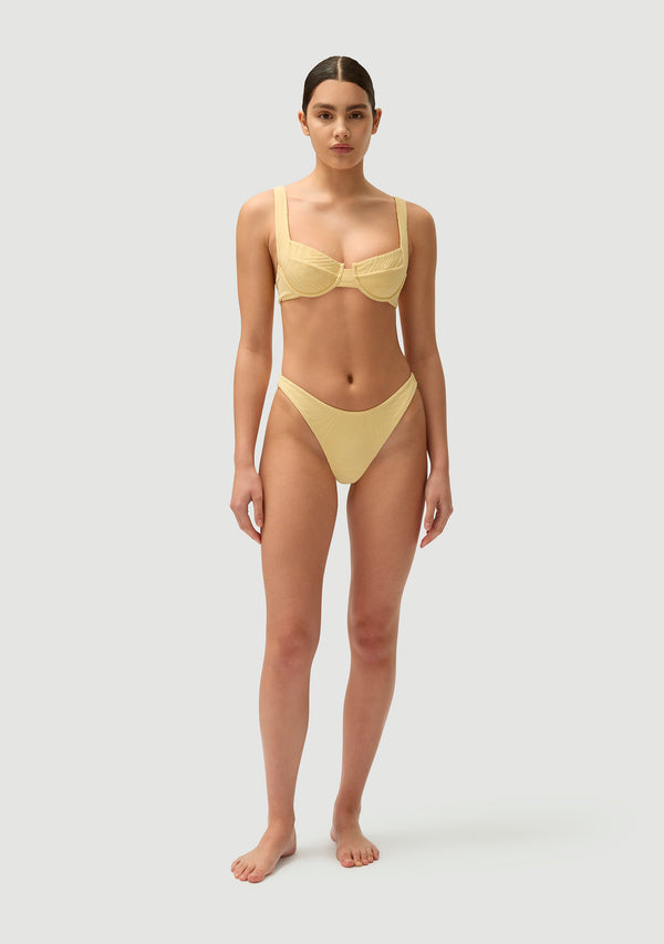 Fella Casanova Top Butter