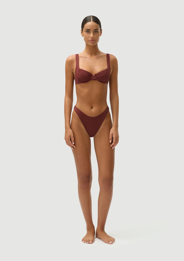 Fella Casanova Top Fudge