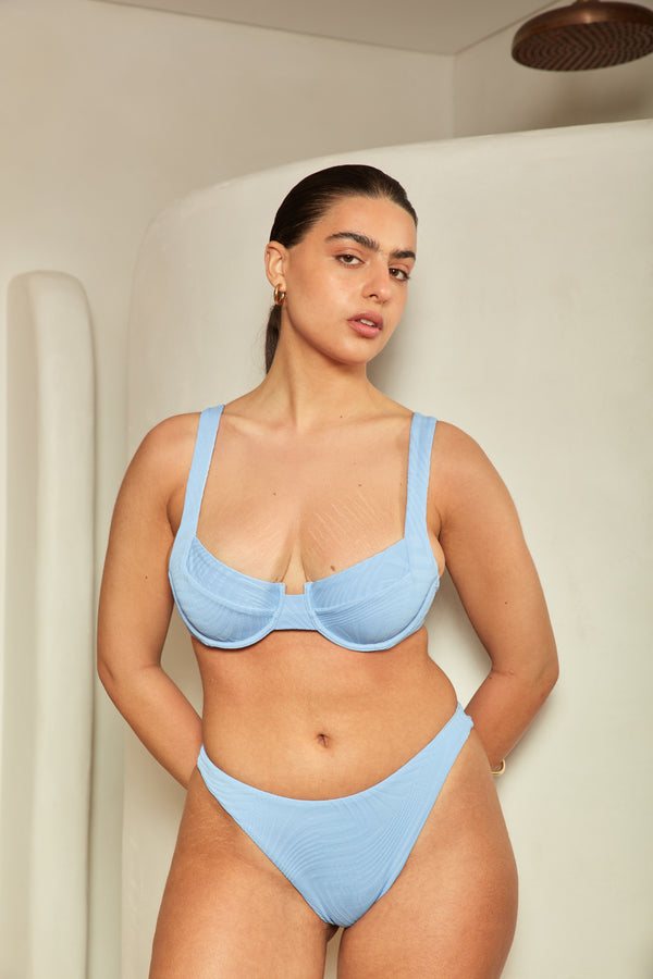 Fella Casanova Top Periwinkle