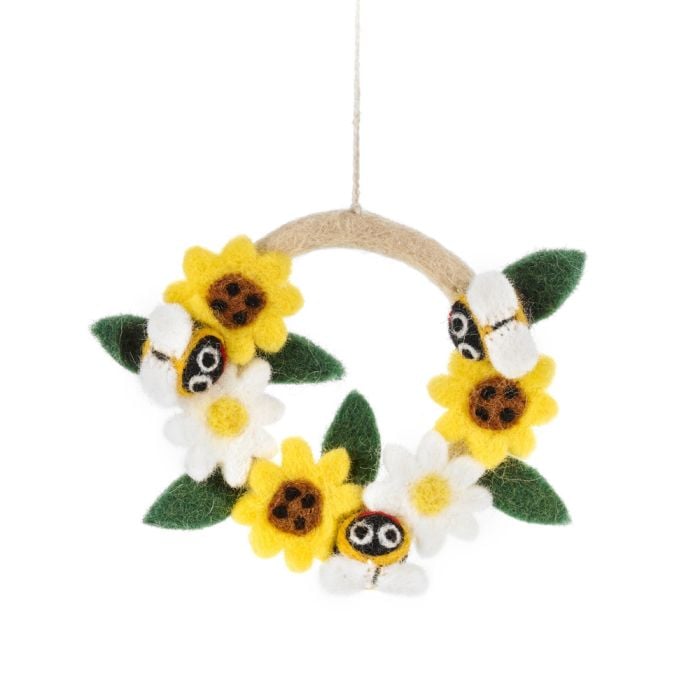 felt so good Handmade Felt Mini Spring Bee Wreath