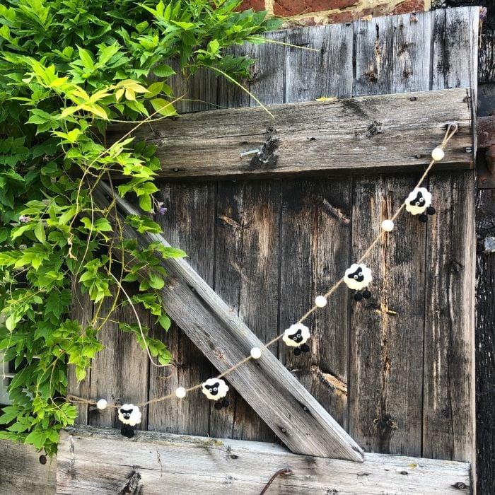 Felt So Good Handmade Biodegradable Felt Sheep Garland Farmyard Home Decoration