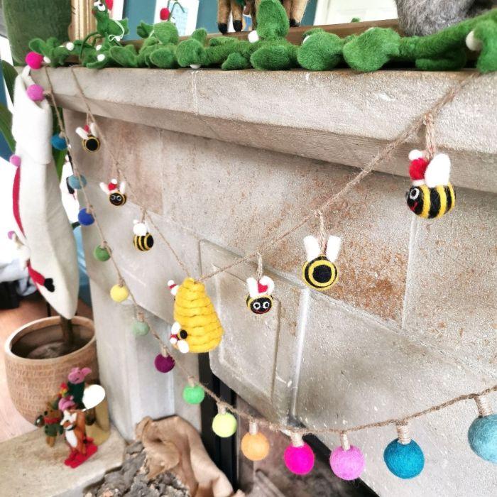 Felt So Good Handmade Felt 120cm Christmas Bumblebee Garland Home Decoration