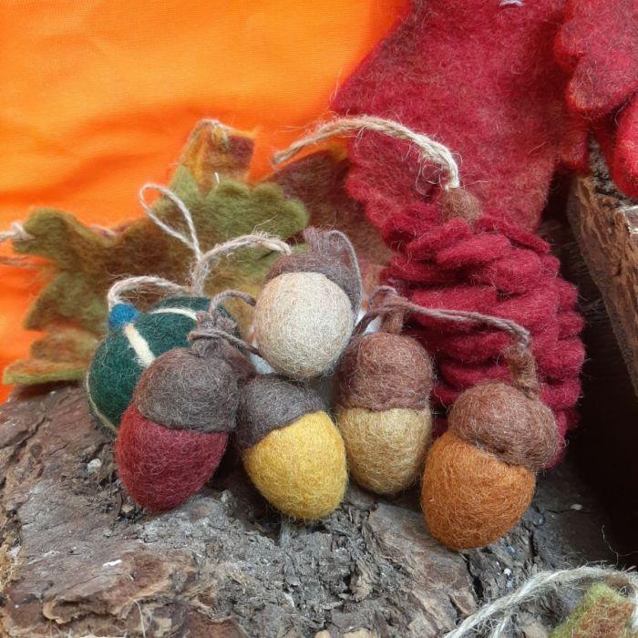 Felt So Good Handmade Felt Autumnal Acorns Set Of 5 Hanging Decorations