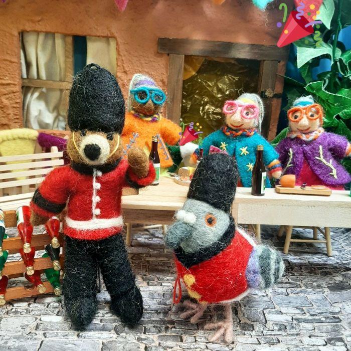 Felt So Good Handmade Felt Beefeater Pigeon London Souvenier Decoration