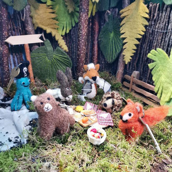 Felt So Good Handmade Felt Fair Trade Herbie Hare Keyring