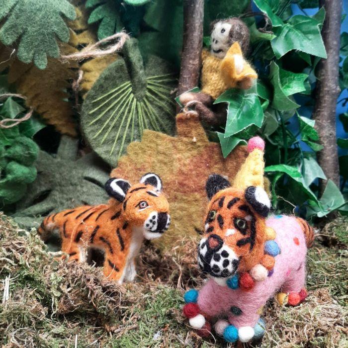 Felt So Good Handmade Felt Fiesta Tiger Hanging Party Decoration