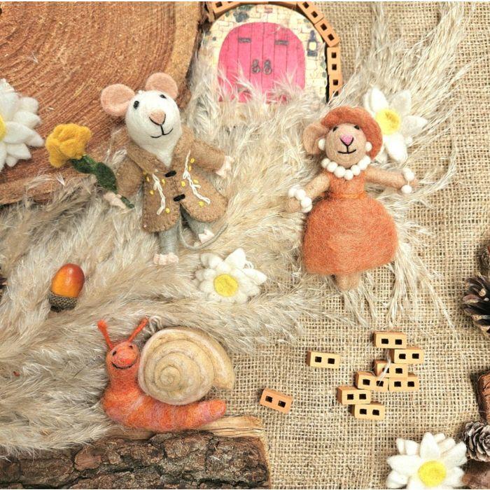 Felt So Good Handmade Felt Maisie Mouse Hanging Easter Decoration