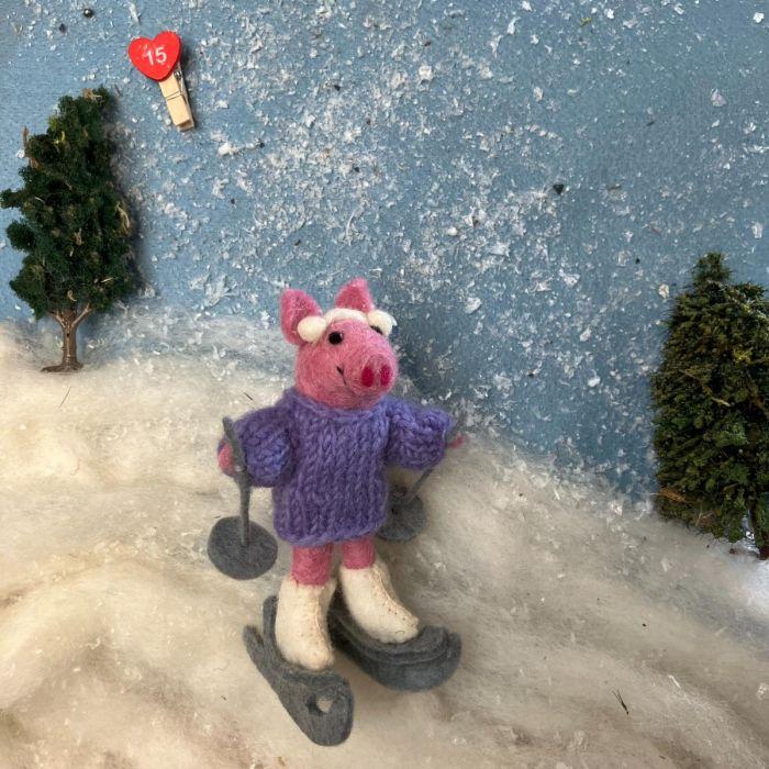 Felt So Good Handmade Felt Neive The Skiing Pig Hanging Decoration