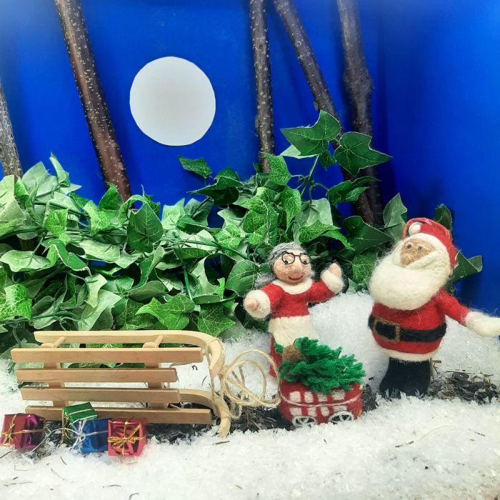 Felt So Good Handmade Felt Round Santa Christmas Tree Hanging Decoration