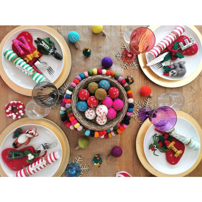 felt so good Handmade Felt Round Snowflake Baubles (Set of 5) Christmas Hanging Decorations