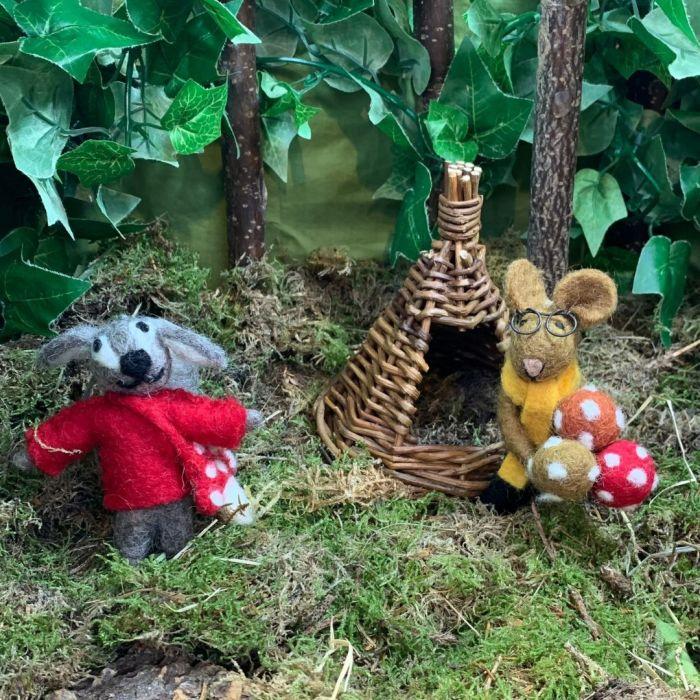 Felt So Good Handmade Felt Stanley The Squirrel Hanging Autumnal Woodland Decoration