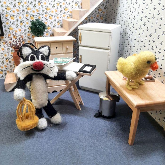 Felt So Good Handmade Felt Sullivan Cat Hanging Decoration