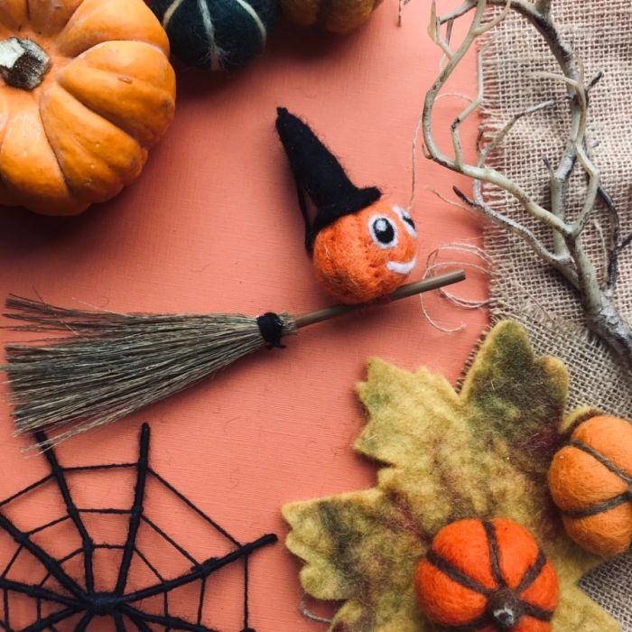 Felt So Good Handmade Hanging Felt Flying Pumpkin Biodegradable Halloween Decoration