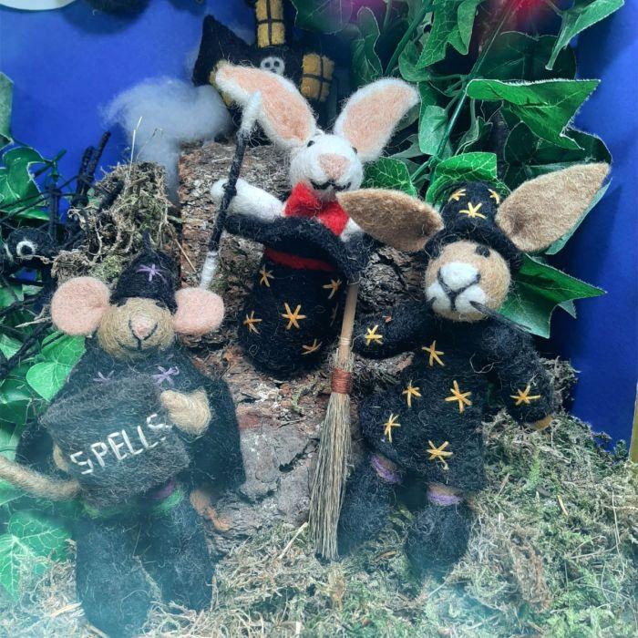 Felt So Good Handmade Hocus Pocus Hare Hanging Halloween Decoration