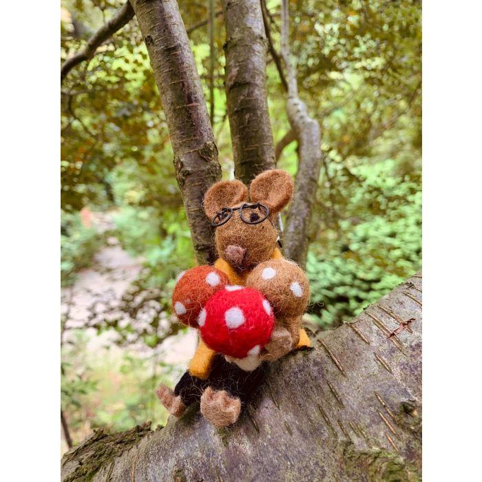 Felt So Good Handmade Needle Felt Oliver The Mouse Hanging Autumnal Decoration