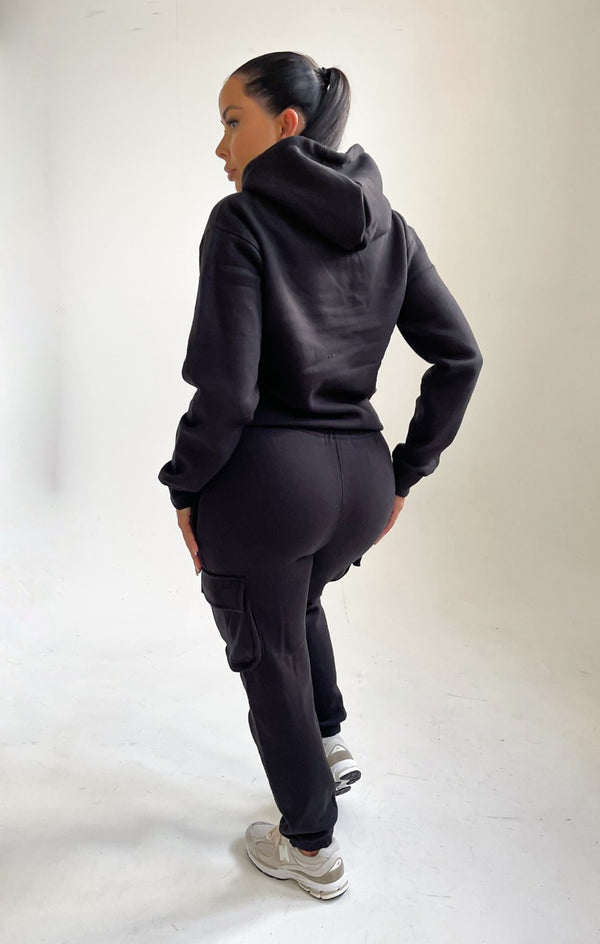 Femme Luxe Black Double Pocket Drawstring Hoodie And Cuffed Joggers Loungewear Set - Callie