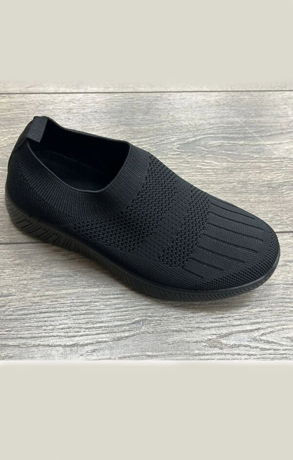 femme luxe Black Knitted Lightweight Walking Shoes - Juniper