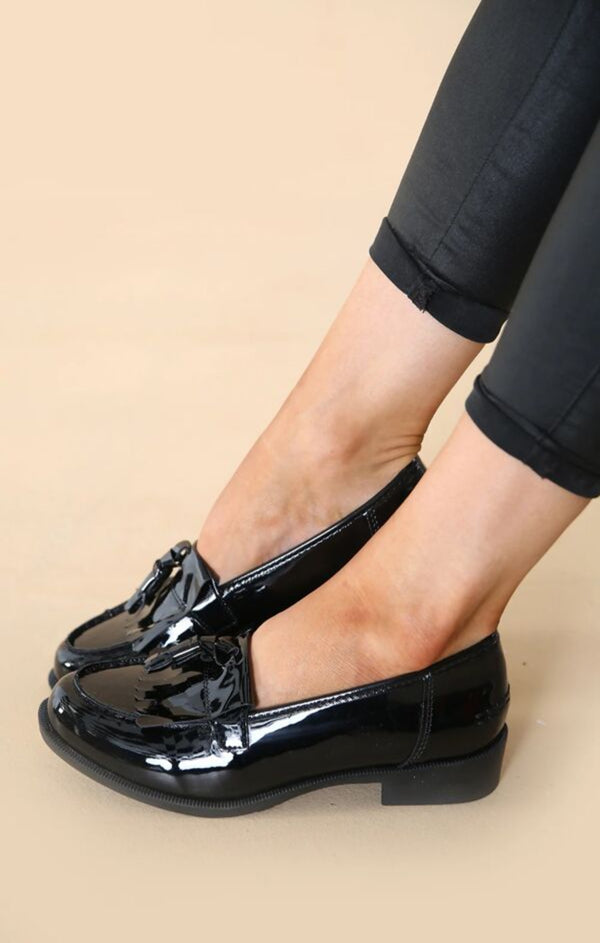 Femme Luxe Black Patent Slip On Flat Form Loafer Shoes With Tassel - Elysia