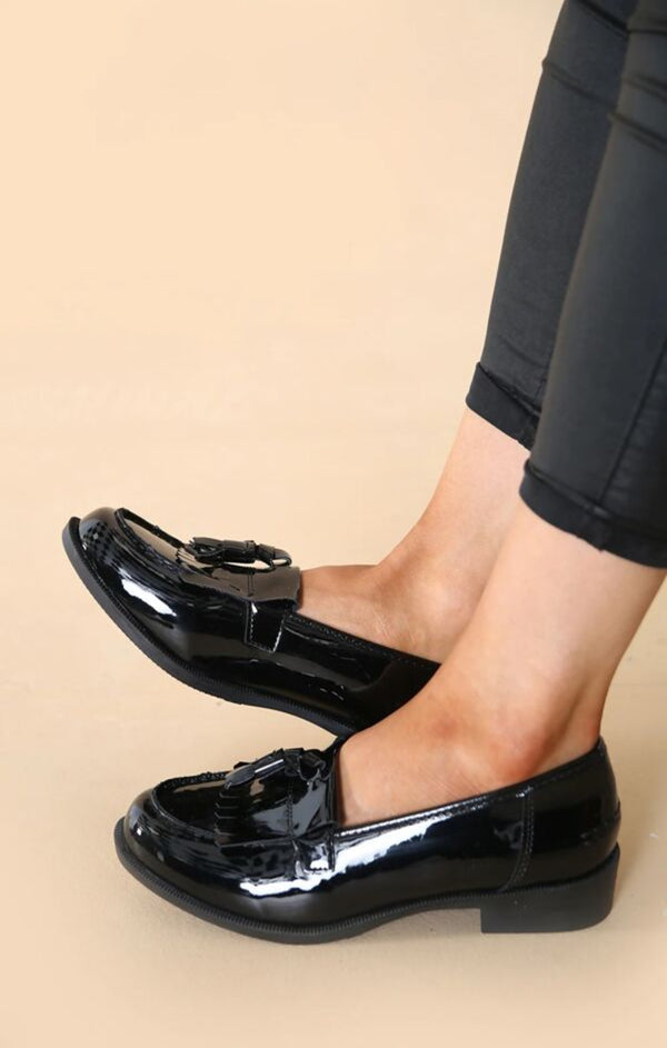 Femme Luxe Black Patent Slip On Flat Form Loafer Shoes With Tassel - Elysia