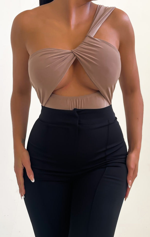 Femme Luxe Camel One Shoulder Cut Out Asymmetric Fitted Bodysuit - Nuria