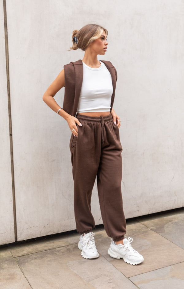 Femme Luxe Chocolate Oversized High Waisted Shirred Drawstring Pocket Detail Cuffed Joggers - Samira