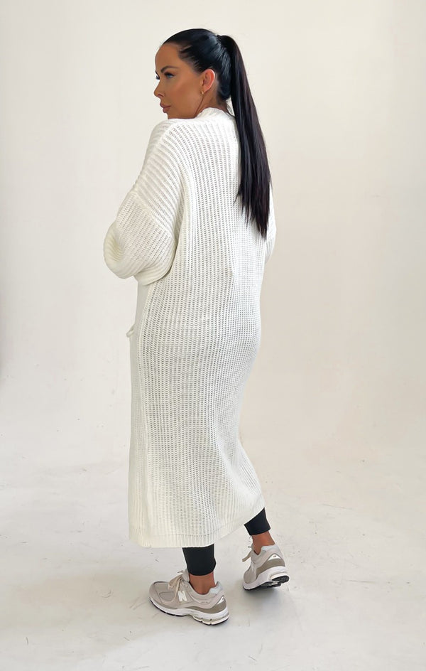 Femme Luxe Cream Knitted Long Sleeve Pocket Detail Ribbed Cardigan - Leanne