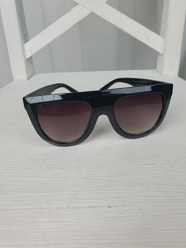 Femme Luxe Black Flat Shadow Round Sunglasses - Lucy