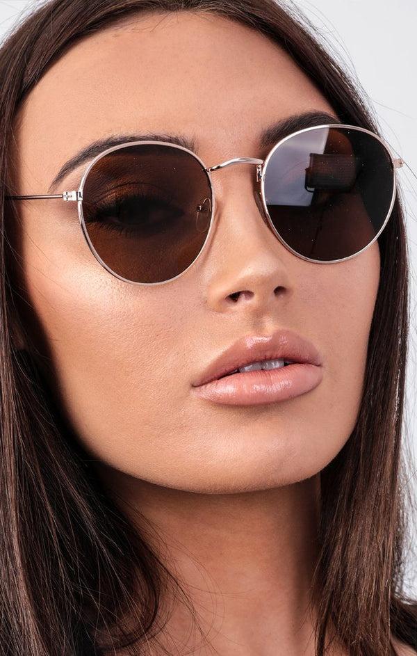 femme luxe Brown Round Gold Frame Sunglasses - Mabel