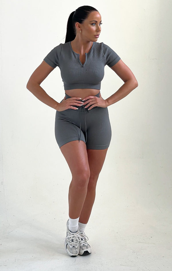 Femme Luxe Grey Ribbed Short Sleeve Zip Up Activewear Set - Emiliana