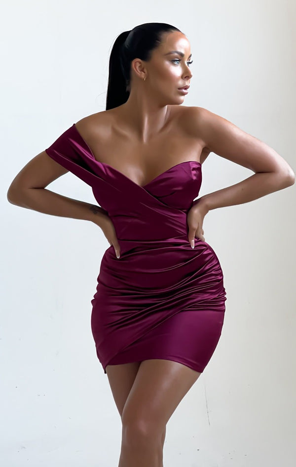 femme luxe Wine Satin Ruched One Shoulder Sweetheart Neckline Bodycon Mini Dress - Demi