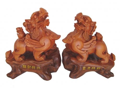 feng shui import Pair of Pi Yao Statues