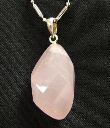 feng shui import Rose Quartz Pendant