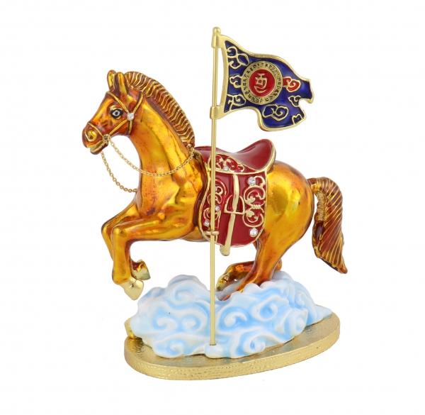 feng shui import Sky Horse w/ Flag Of Success