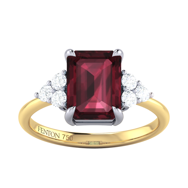 Fenton Trefoil Emerald Garnet 18K Yellow Gold Ring