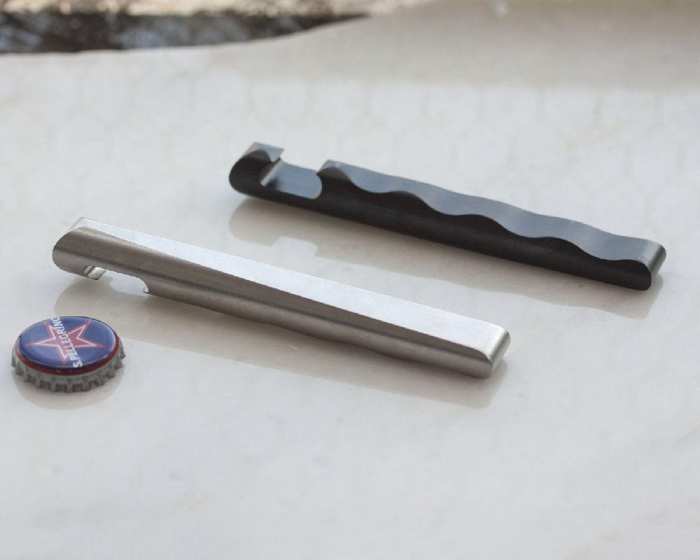 Fera RIPPLE BOTTLE OPENER - BLACK