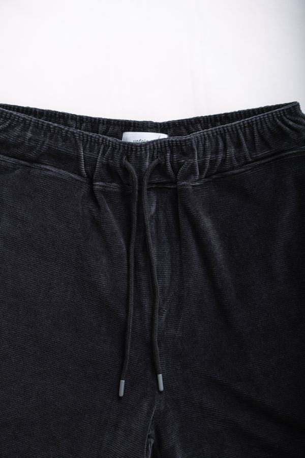 Fera VELOUR SHORT - CAVIARV