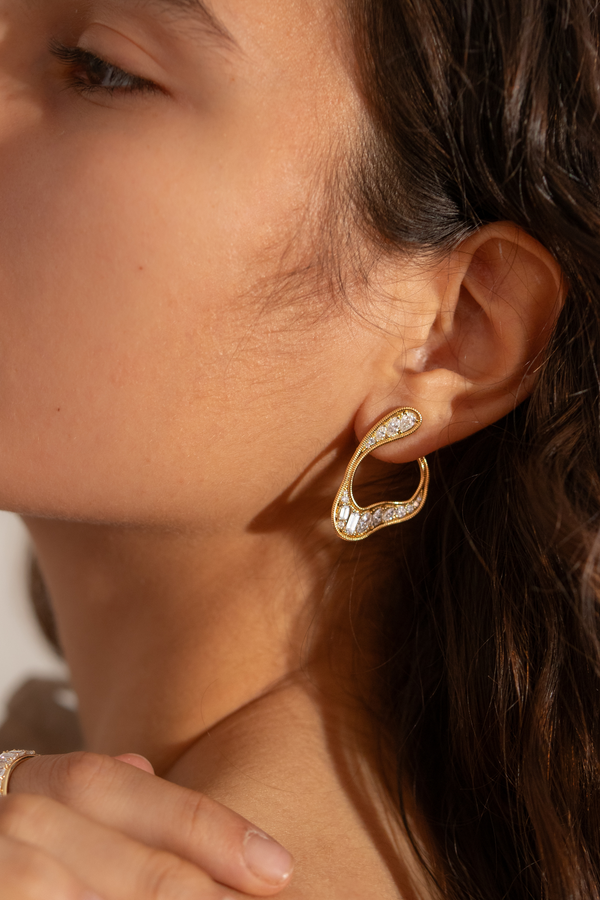 Fernando Jorge Stream Loop Earrings