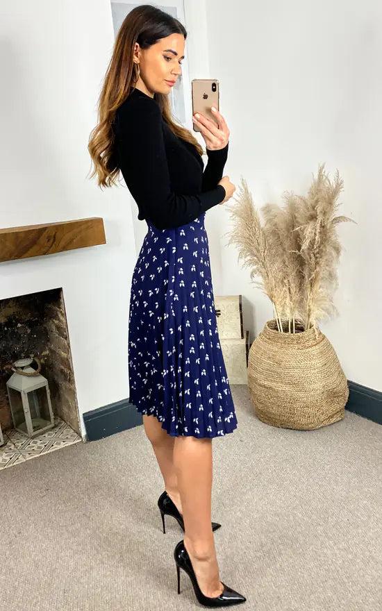 Fever London Louise Printed Pleated Skirt