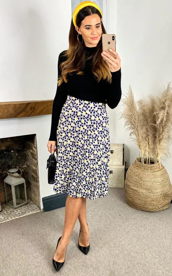 fever london Stella Printed Pleated Skirt (Yellow & Black)