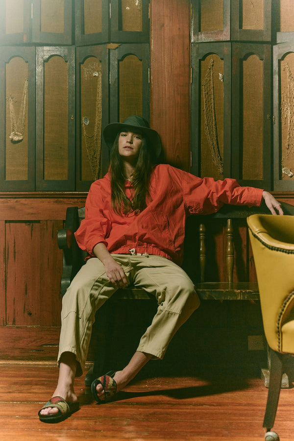 Filson Women's Ranger Hooded Popover Flame