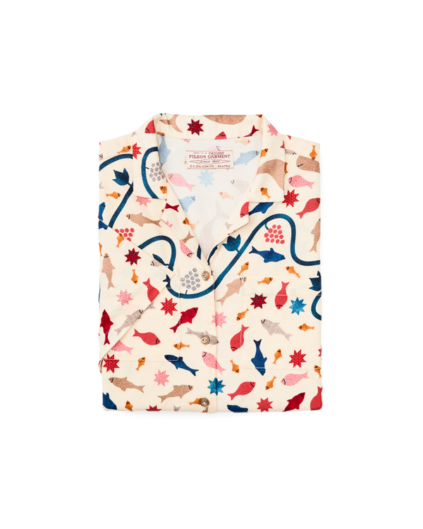 Filson Women's Short Sleeve Camp Shirt Natural / Whale Print