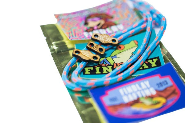 findlay Goodie Bag (3x Clips 3x Stickers + Lace set)