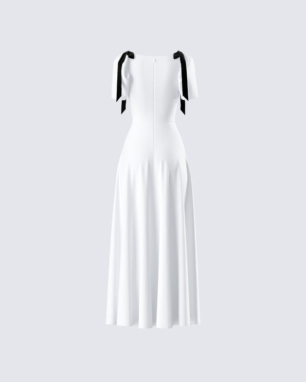 Finesse Braelyn White Maxi Dress