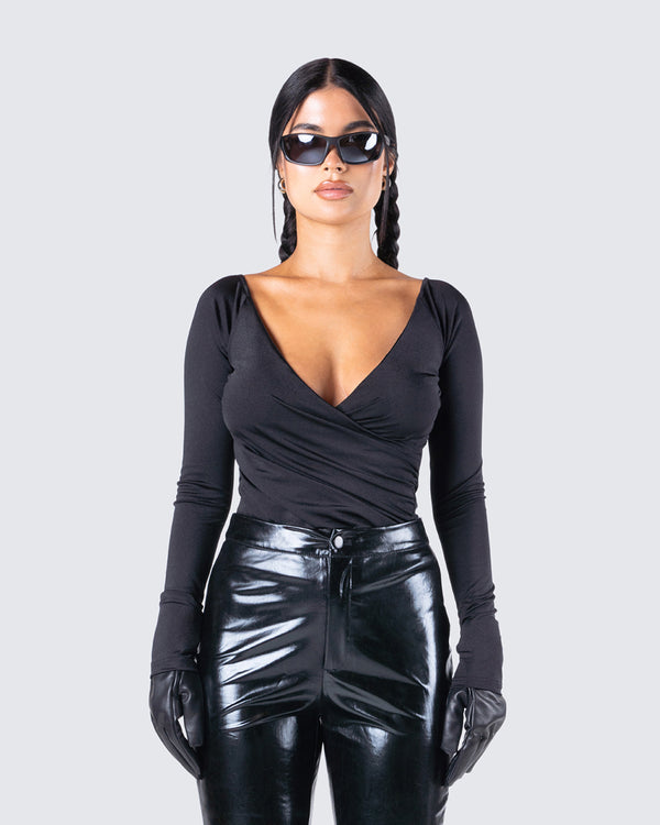 Finesse Cait Off Shoulder Top & Gloves