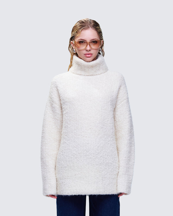 Finesse Dorinda Cream Oversized Turtleneck Sweater
